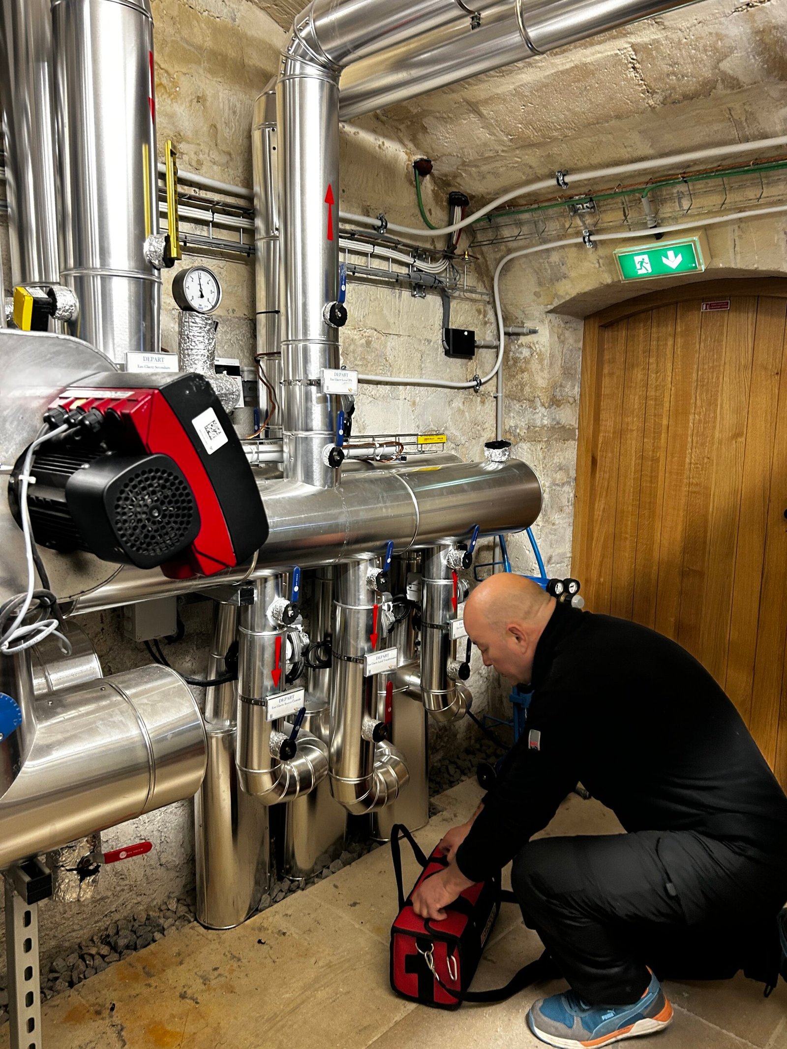 Notre Dame de Paris recherche de fuite La Charquillotte